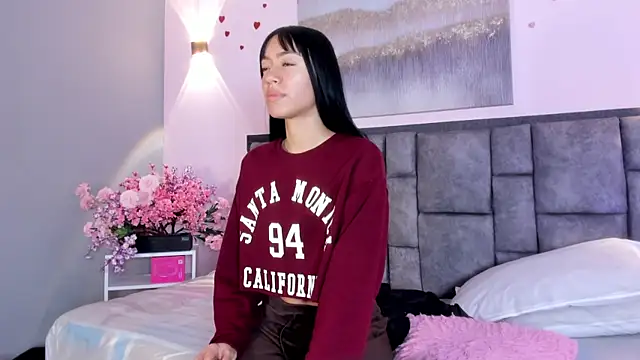 Snapshot of PeytonLouise chatting on 02/22/26, 12:51 PeytonLouise online show from 02/22/26, 12:51