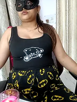 BOLD Ayesha online show from 05/10/26, 08:54