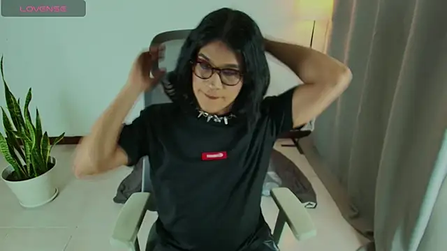 succubus Vitta online show from 04/04/26, 10:38