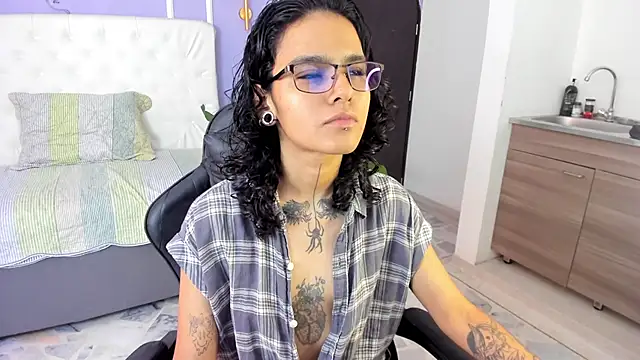 Julianne 7 online show from 02/20/26, 01:57