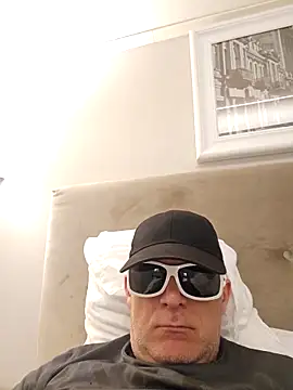 sk8brd snwbrd no snitch online show from 04/02/26, 11:28