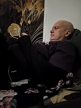 sk8brd snwbrd no snitch online show from 02/25/26, 06:30