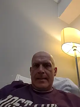 sk8brd snwbrd no snitch online show from 04/15/26, 06:19