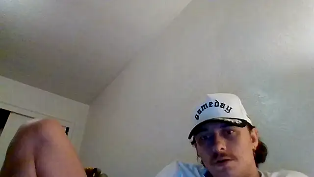 Tallhungandcloudy online show from 02/18/26, 07:49