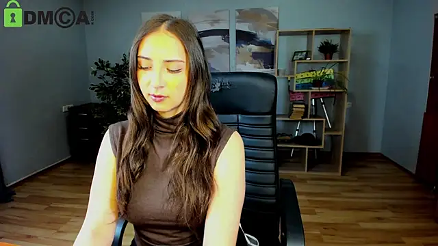 Effy Royse online show from 04/18/26, 06:27