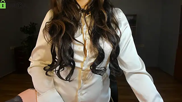 Snapshot of Effy_Royse chatting on 07/15/26, 05:36 Effy Royse online show from 07/15/26, 05:36