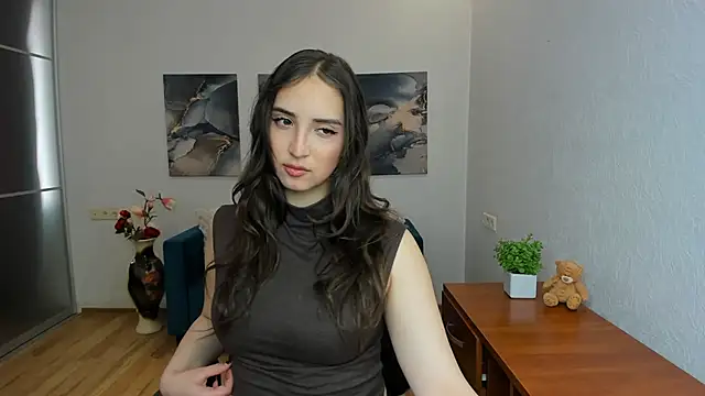 Effy Royse online show from 05/15/26, 05:38