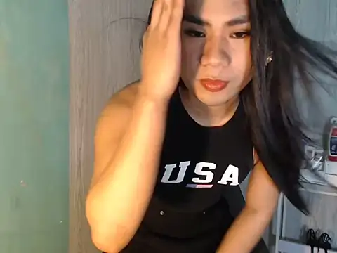 Snapshot of mauie69 chatting on 06/19/26, 10:47 mauie69 online show from 06/19/26, 10:47