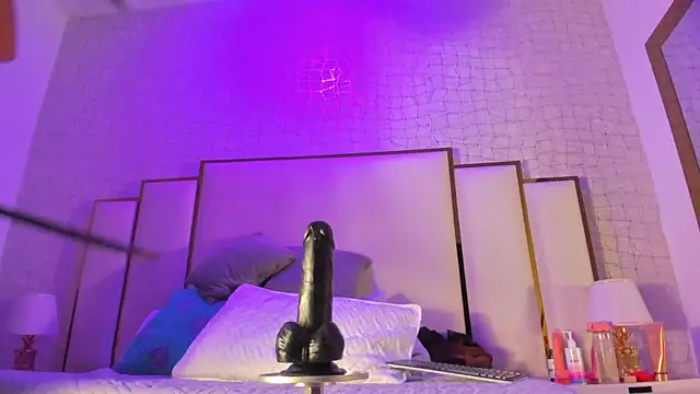 Snapshot of Bunny_Blush1 chatting on 02/21/26, 07:27 Bunny Blush1 online show from 02/21/26, 07:27