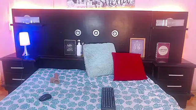 ShannySweett online show from 04/12/26, 11:08