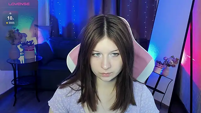 Snapshot of XShyBabyFloraX chatting on 02/28/26, 01:44 XShyBabyFloraX online show from 02/28/26, 01:44