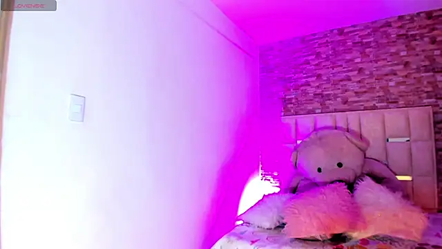 sexy girlts online show from 03/09/26, 10:35