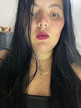 Snapshot of Isaval1007 chatting on 02/11/26, 04:56 Isaval1007 online show from 02/11/26, 04:56