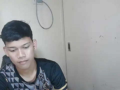 UrAsian Turjak online show from 05/14/26, 02:58