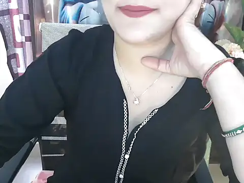 Snapshot of _chitranshi chatting on 05/09/26, 05:44 chitranshi online show from 05/09/26, 05:44