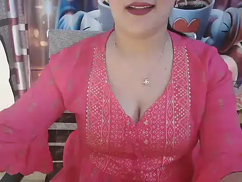 Snapshot of _chitranshi chatting on 05/13/26, 05:36 chitranshi online show from 05/13/26, 05:36
