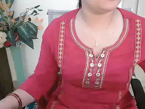  chitranshi online show from 03/26/26, 06:55