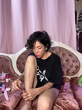 JeanneDuval8888 online show from 02/21/26, 12:45