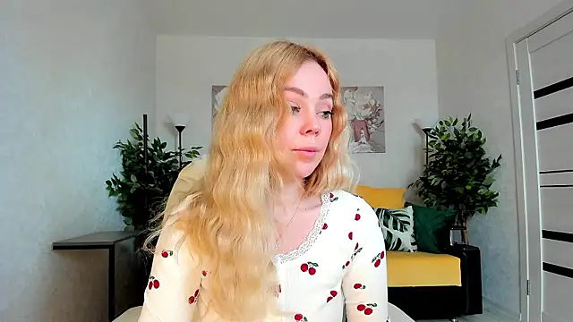 caty kiss online show from 04/17/26, 02:58