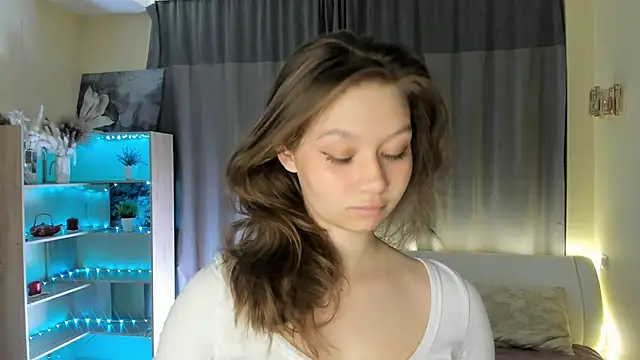 Snapshot of HolliBillig chatting on 04/12/26, 07:06 HolliBillig online show from 04/12/26, 07:06