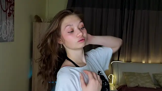 HolliBillig online show from 05/14/26, 07:11