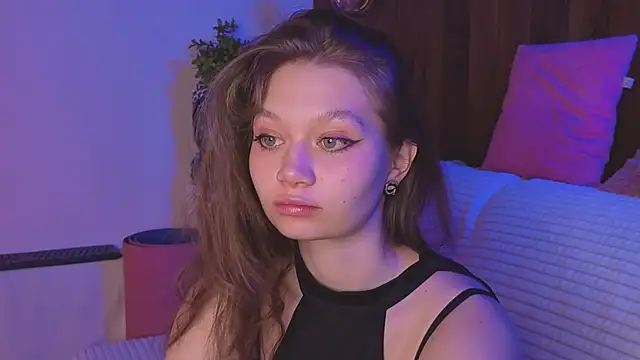 Snapshot of HolliBillig chatting on 03/21/26, 07:07 HolliBillig online show from 03/21/26, 07:07