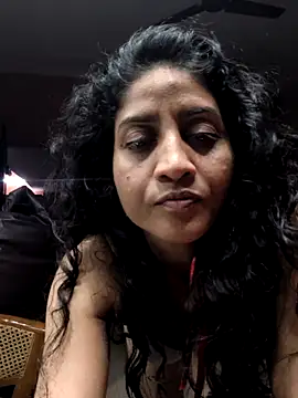 Snapshot of sexysilmy chatting on 02/25/26, 08:41 sexysilmy online show from 02/25/26, 08:41