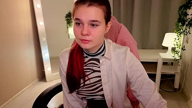 Snapshot of Monaswetty chatting on 02/28/26, 07:30 Monaswetty online show from 02/28/26, 07:30