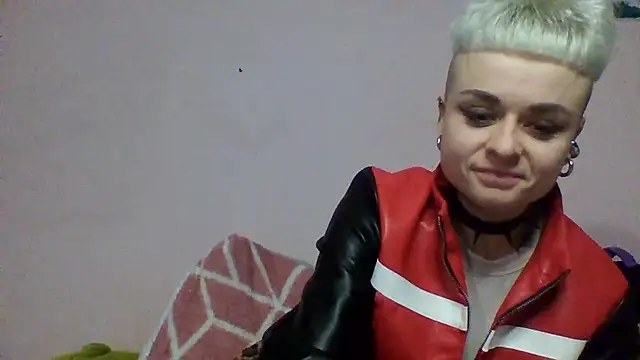 Snapshot of AlisaDear257 chatting on 02/19/26, 07:55 AlisaDear257 online show from 02/19/26, 07:55