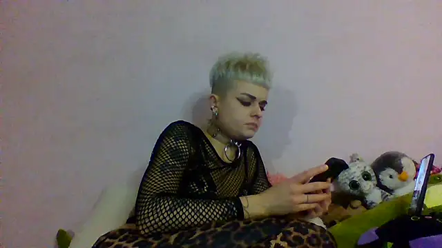 AlisaDear257 online show from 04/12/26, 01:25