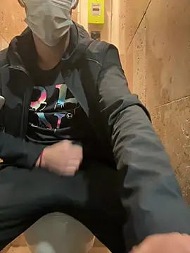 Snapshot of reubeu2pnm chatting on 02/28/26, 03:33 reubeu2pnm online show from 02/28/26, 03:33