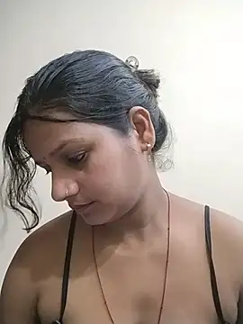 Snapshot of ankita077 chatting on 06/24/26, 11:46 ankita077 online show from 06/24/26, 11:46