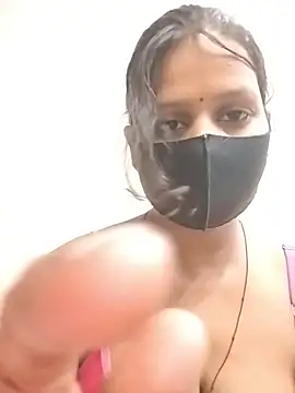 Snapshot of ankita077 chatting on 06/22/26, 11:35 ankita077 online show from 06/22/26, 11:35