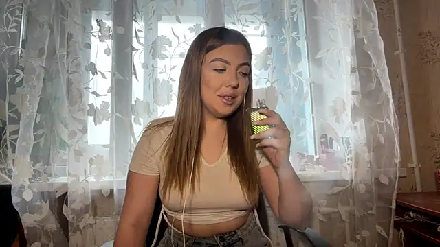 Snapshot of LeahSablea chatting on 02/24/26, 12:06 LeahSablea online show from 02/24/26, 12:06