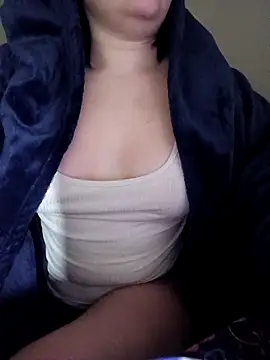 Snapshot of HornyCumBitch chatting on 02/18/26, 01:58 HornyCumBitch online show from 02/18/26, 01:58