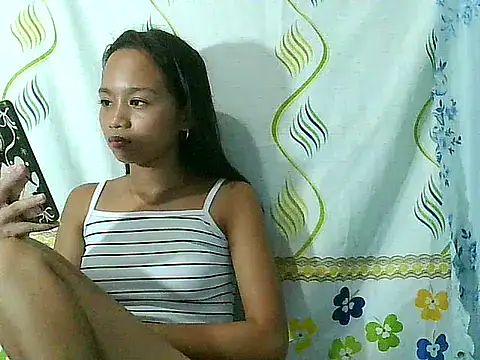 Snapshot of Asianpinay_Skinny1818 chatting on 05/08/26, 02:21 Asianpinay Skinny1818 online show from 05/08/26, 02:21