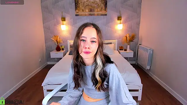 kristi kitss online show from 03/14/26, 01:11