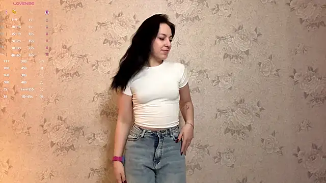 Snapshot of ShawnaBree chatting on 02/16/26, 08:18 ShawnaBree online show from 02/16/26, 08:18