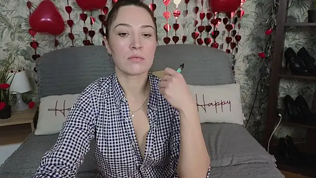 Vivimoonx online show from 02/18/26, 06:33