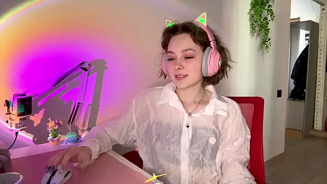 Snapshot of SlunkRear chatting on 02/10/26, 11:48 SlunkRear online show from 02/10/26, 11:48