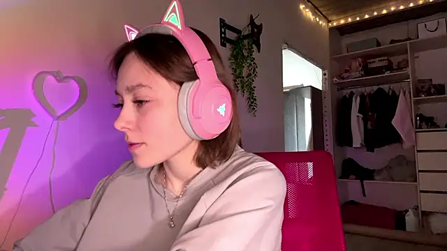 SlunkRear online show from 03/08/26, 02:04