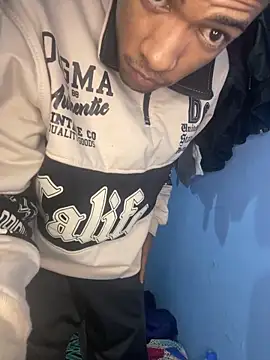 Snapshot of mondacuo3000 chatting on 03/02/26, 11:06 mondacuo3000 online show from 03/02/26, 11:06