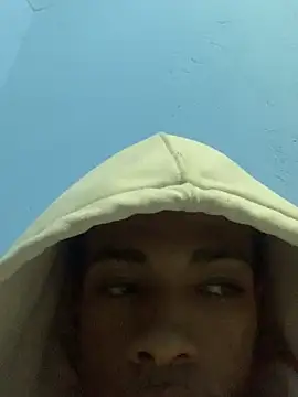 Snapshot of mondacuo3000 chatting on 02/13/26, 03:06 mondacuo3000 online show from 02/13/26, 03:06