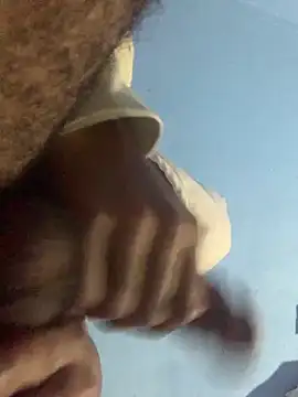 Snapshot of mondacuo3000 chatting on 02/11/26, 01:22 mondacuo3000 online show from 02/11/26, 01:22