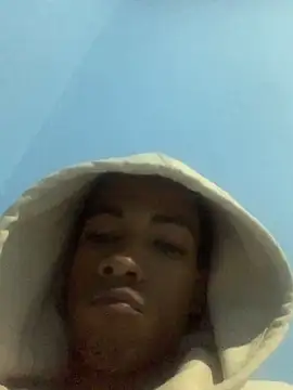 Snapshot of mondacuo3000 chatting on 02/17/26, 02:53 mondacuo3000 online show from 02/17/26, 02:53