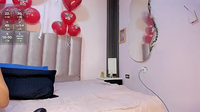 Snapshot of Dylan_and_Kim chatting on 02/15/26, 12:26 Dylan and Kim online show from 02/15/26, 12:26