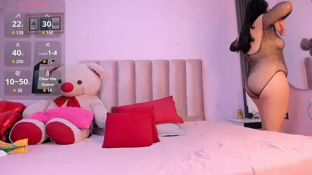 Snapshot of Dylan_and_Kim chatting on 02/17/26, 12:24 Dylan and Kim online show from 02/17/26, 12:24