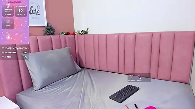 iris cuteface online show from 07/10/26, 06:52
