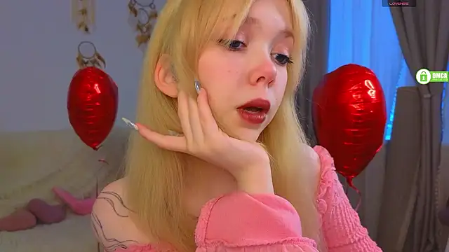 Rochelle kitty online show from 02/20/26, 02:41