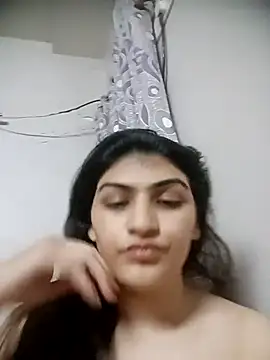 candyy 0404 online show from 02/16/26, 01:21